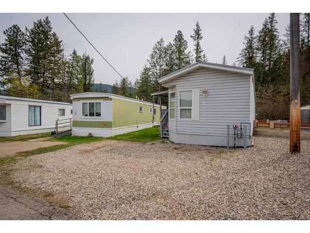 15 - 1601 Columbia Avenue, Home with 2 bedrooms, 1 bathrooms and null parking in Castlegar BC | Image 29