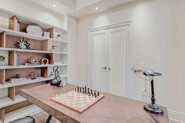 th5 - 500 Doris Ave, Townhouse with 3 bedrooms, 3 bathrooms and 2 parking in Toronto ON | Image 4
