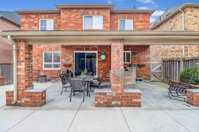 157 Warnford Circ, House detached with 4 bedrooms, 4 bathrooms and 4 parking in Ajax ON | Image 7