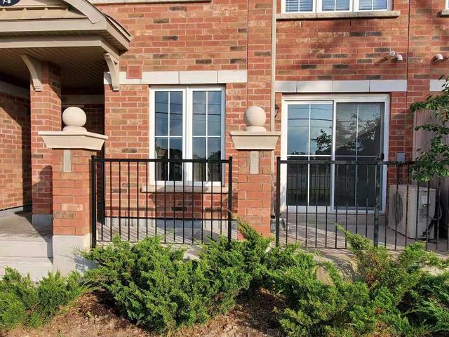 7 - 2508 Post Rd, Townhouse with 2 bedrooms, 2 bathrooms and 1 parking in Oakville ON | Image 1