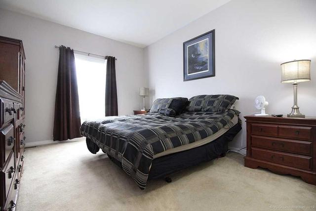48 Manitoulin Tr, Townhouse with 2 bedrooms, 2 bathrooms and 1 parking in Hamilton ON | Image 9