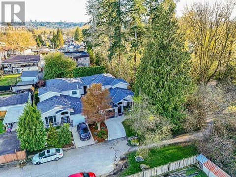 6990 Lochdale Street, House detached with 4 bedrooms, 3 bathrooms and 2 parking in Burnaby BC | Card Image