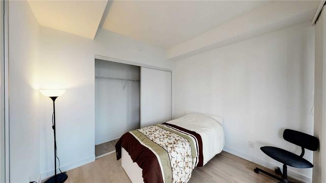 1710 - 57 St Joseph St, Condo with 1 bedrooms, 1 bathrooms and 0 parking in Toronto ON | Image 2