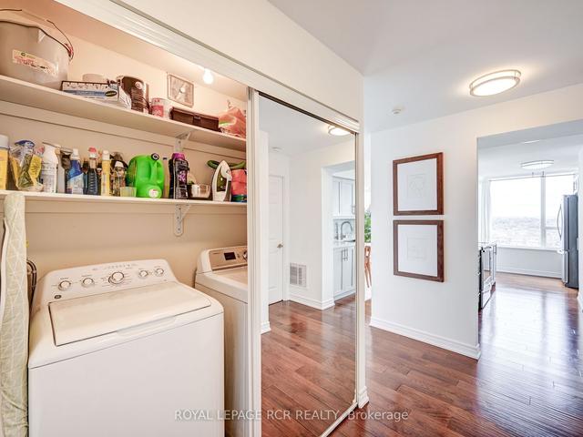 1509 - 330 Rathburn Rd W, Condo with 2 bedrooms, 2 bathrooms and 2 parking in Mississauga ON | Image 25