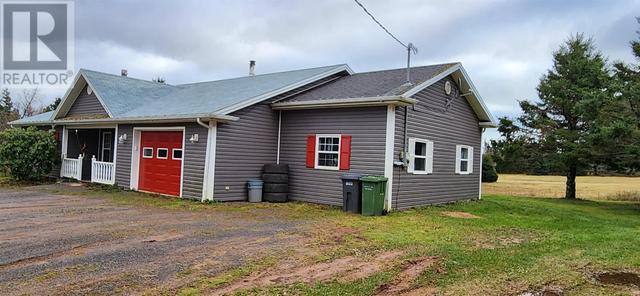 51 Fortune Road, House detached with 2 bedrooms, 2 bathrooms and null parking in Souris FD PE | Image 10