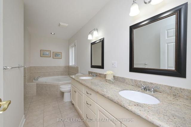 81 Bella Vista Tr, Condo with 2 bedrooms, 4 bathrooms and 6 parking in New Tecumseth ON | Image 11