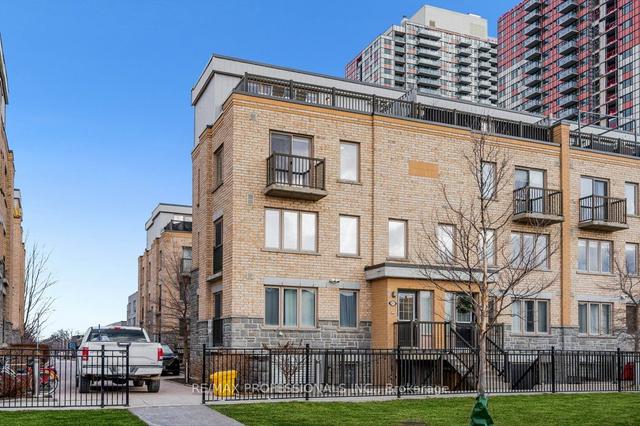 257 - 8 Foundry Ave, Townhouse with 2 bedrooms, 2 bathrooms and 2 parking in Toronto ON | Image 12