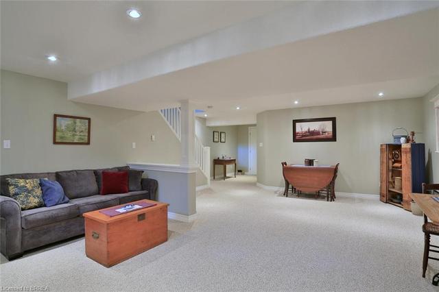 13 Irongate Drive, House detached with 3 bedrooms, 1 bathrooms and 4 parking in Brant ON | Image 41