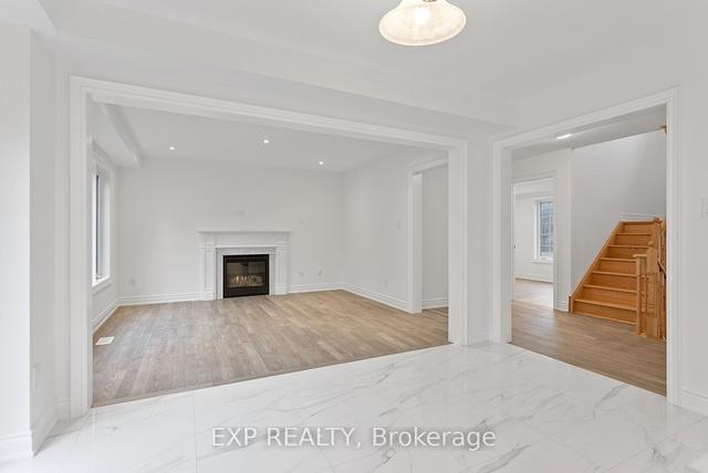 2579 Islington Ave, House detached with 3 bedrooms, 4 bathrooms and 4 parking in Toronto ON | Image 2