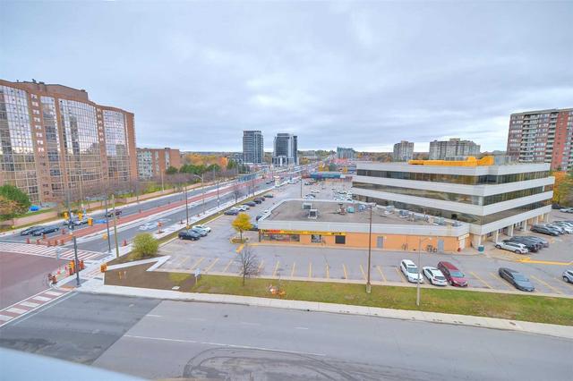 705 - 9471 Yonge St, Condo with 1 bedrooms, 2 bathrooms and 1 parking in Richmond Hill ON | Image 2