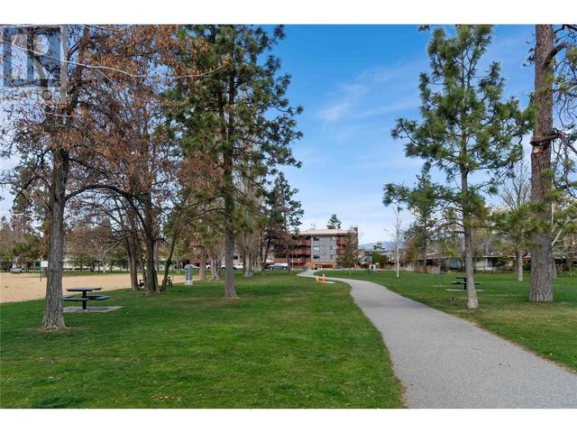 203 - 217 Elm Avenue, Condo with 1 bedrooms, 1 bathrooms and 1 parking in Penticton BC | Image 4
