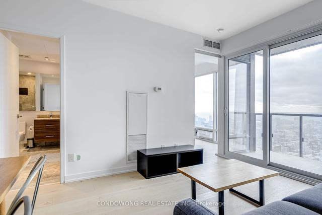 4811 - 488 University Ave, Condo with 1 bedrooms, 1 bathrooms and 0 parking in Toronto ON | Image 23