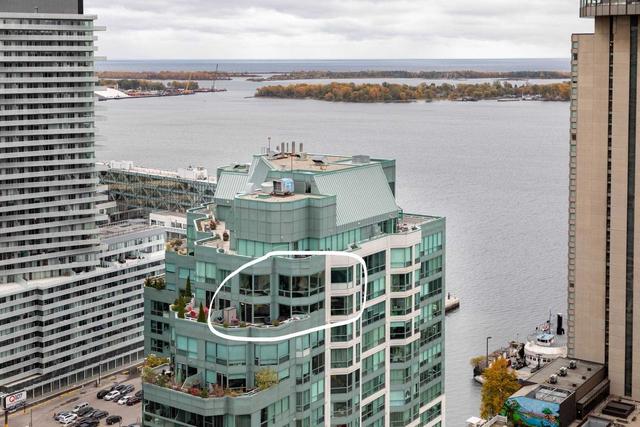 ph#7 - 10 Queens Quay W, Condo with 3 bedrooms, 3 bathrooms and 2 parking in Toronto ON | Image 12