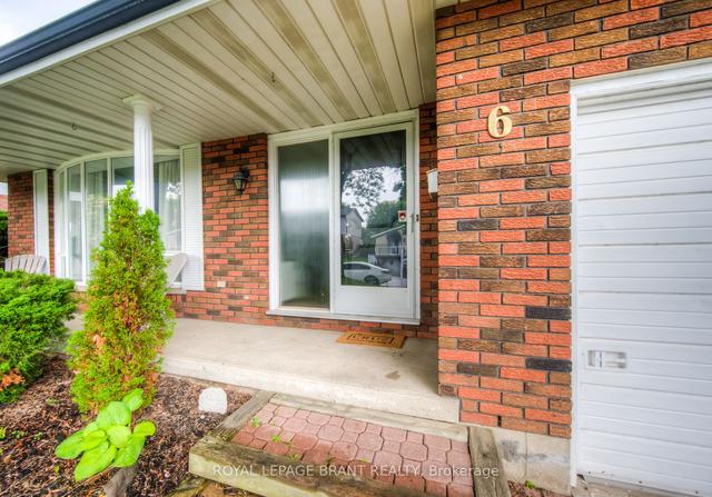 6 Bell Manor Crt, House detached with 3 bedrooms, 2 bathrooms and 4 parking in Brantford ON | Image 27