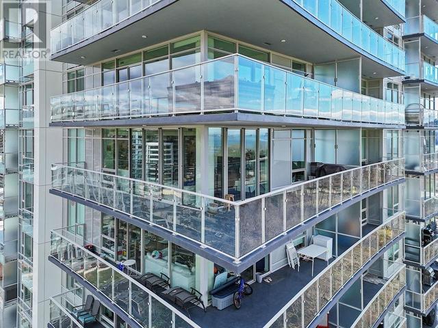 1408 - 200 Klahanie Court, Condo with 2 bedrooms, 2 bathrooms and 1 parking in West Vancouver BC | Image 5