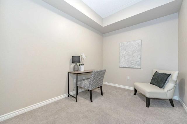 208 - 1083 Gordon St, Condo with 2 bedrooms, 1 bathrooms and 1 parking in Guelph ON | Image 2