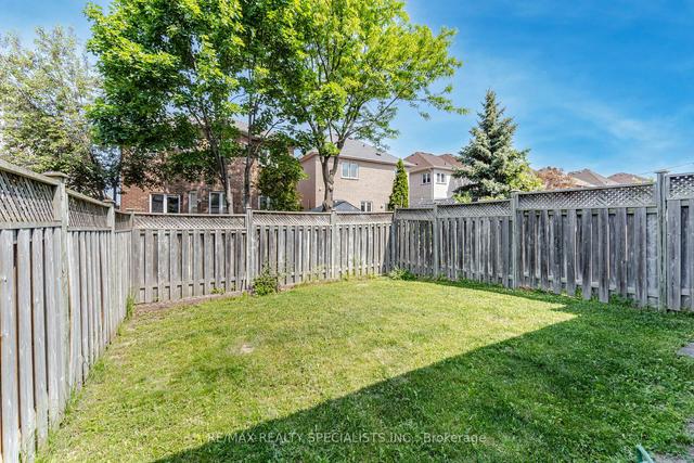 895 Golden Farmer Way, House semidetached with 3 bedrooms, 3 bathrooms and 3 parking in Mississauga ON | Image 27