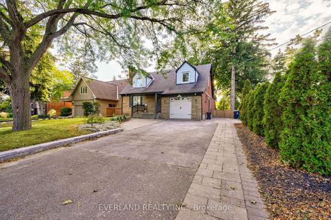 28 Gibson Ave, Toronto, ON, M9V2S6 | Card Image