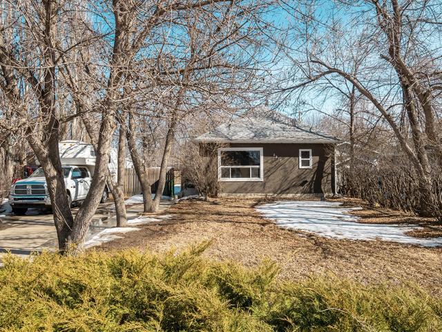 2217 17 Street, House detached with 2 bedrooms, 1 bathrooms and 4 parking in Lethbridge County AB | Image 1