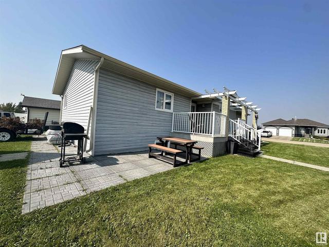 10559 110 St, House detached with 4 bedrooms, 3 bathrooms and null parking in Westlock AB | Image 7
