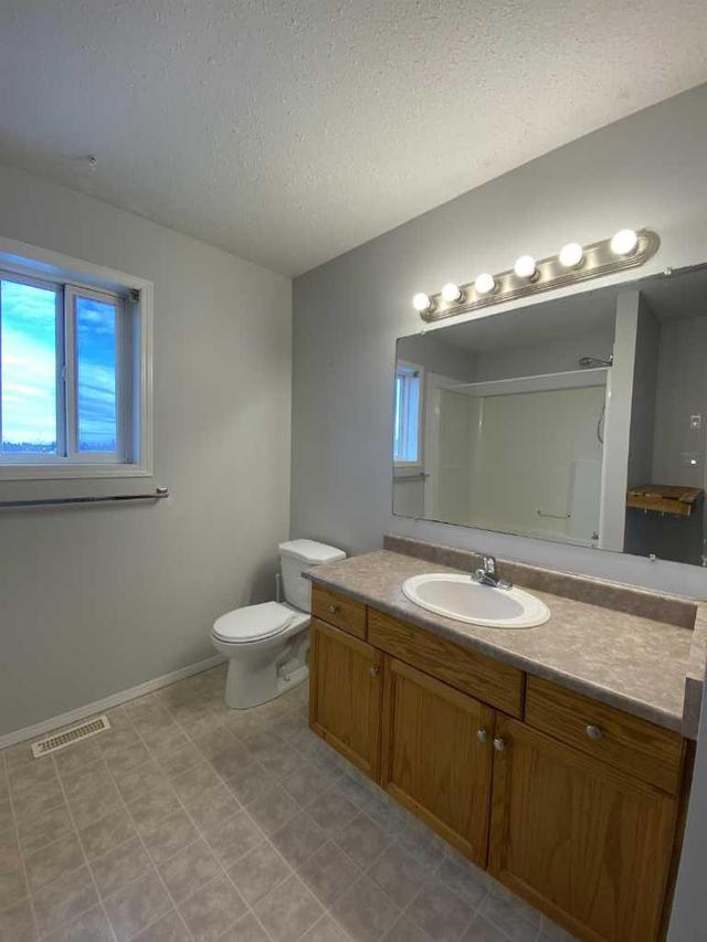 8306 114a Street, House other with 4 bedrooms, 2 bathrooms and null parking in Grande Prairie AB | Image 11
