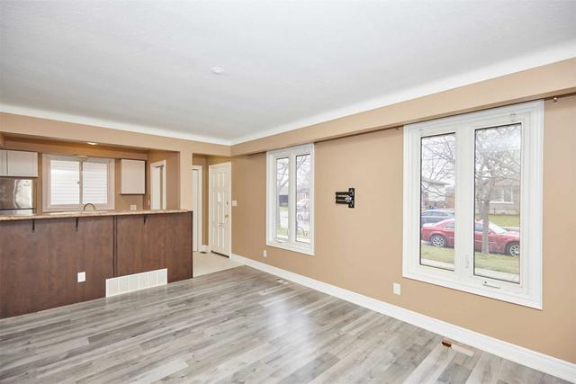 7012 Sunhaven Dr, House detached with 4 bedrooms, 2 bathrooms and 3 parking in Niagara Falls ON | Image 22