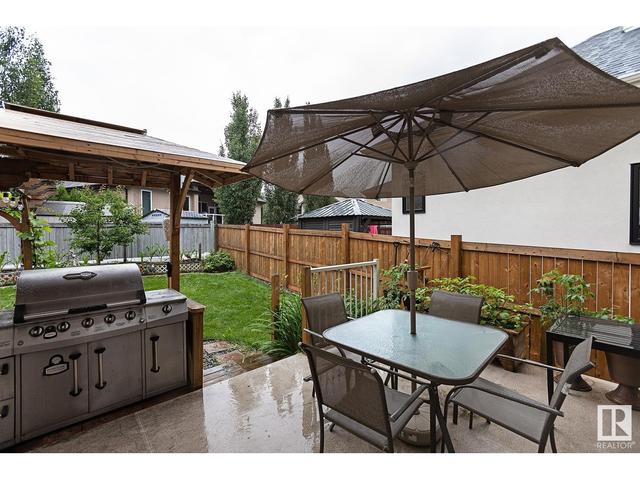 10904 174 Av Nw, House detached with 6 bedrooms, 3 bathrooms and null parking in Edmonton AB | Image 49