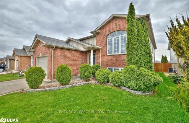 7184 Kelly Dr, House detached with 3 bedrooms, 3 bathrooms and 3 parking in Niagara Falls ON | Image 12