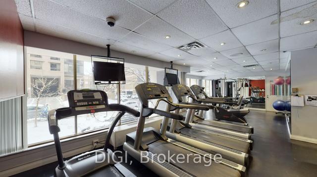 ph24 - 400 Walmer Rd, Condo with 2 bedrooms, 2 bathrooms and 2 parking in Toronto ON | Image 27