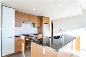 2802 - 1111 10 Street Sw, Condo with 2 bedrooms, 2 bathrooms and 1 parking in Calgary AB | Image 6