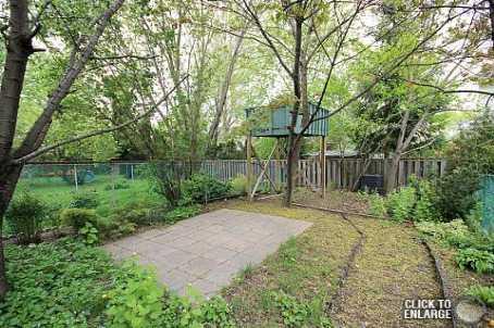 8 Thatcher Crct, House attached with 3 bedrooms, 2 bathrooms and 3 parking in Brampton ON | Image 7