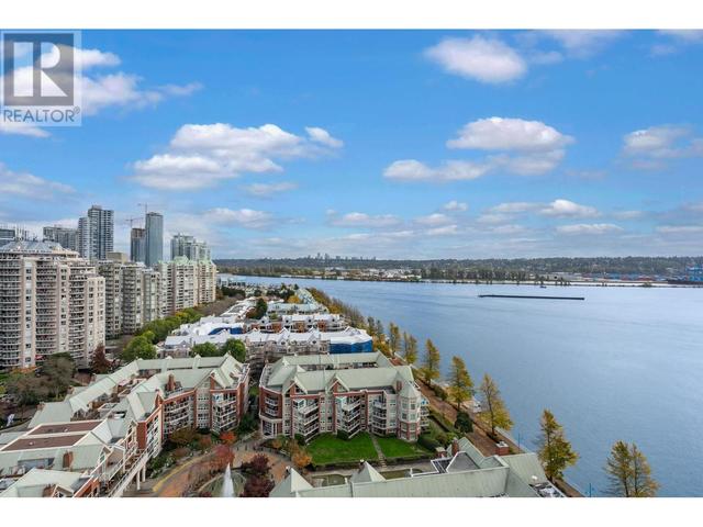 1901 - 1250 Quayside Drive, Condo with 4 bedrooms, 3 bathrooms and 2 parking in New Westminster BC | Image 37