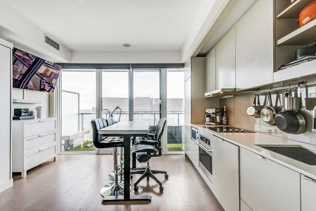 3902 - 101 Peter St, Condo with 0 bedrooms, 1 bathrooms and 0 parking in Toronto ON | Image 17