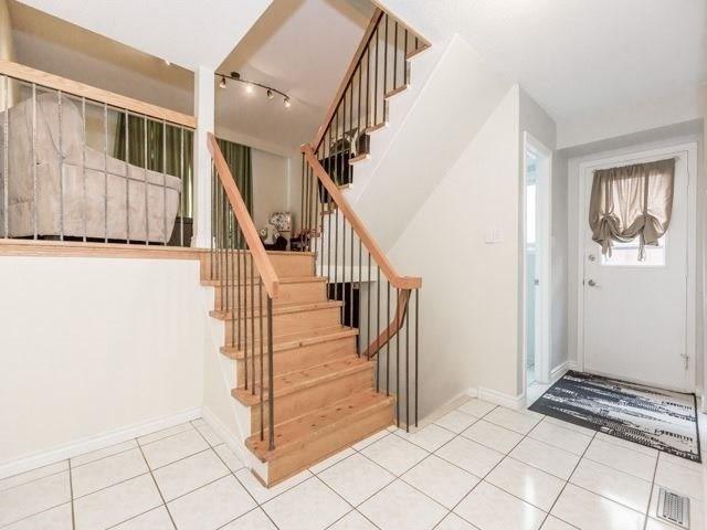 88 Simmons Blvd, House detached with 3 bedrooms, 2 bathrooms and 2 parking in Brampton ON | Image 6