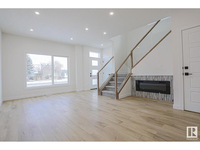11020 149 St Nw Nw, House semidetached with 5 bedrooms, 4 bathrooms and 4 parking in Edmonton AB | Image 10
