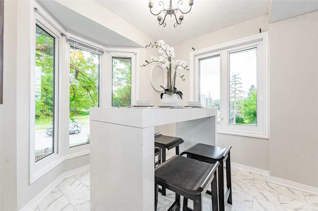 1 - 302 College Ave, Townhouse with 3 bedrooms, 2 bathrooms and 2 parking in Guelph ON | Image 11