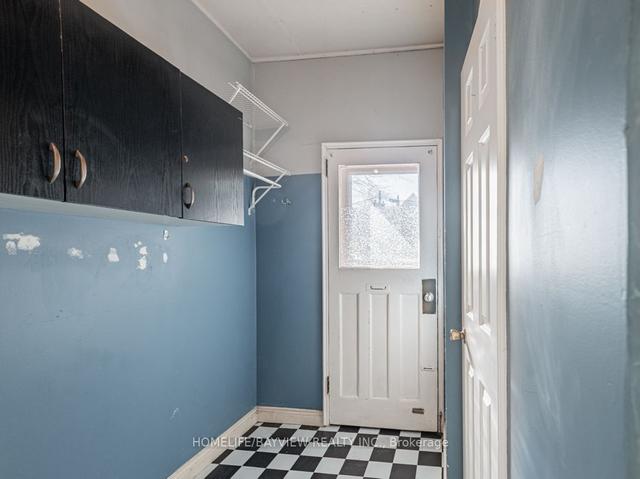 1024 Dovercourt Rd, House semidetached with 3 bedrooms, 3 bathrooms and 0 parking in Toronto ON | Image 13