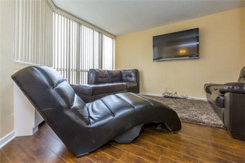 lph 09 - 25 Fairview Rd W, Condo with 2 bedrooms, 2 bathrooms and 2 parking in Mississauga ON | Image 3