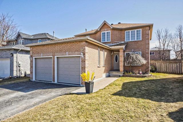 66 Hubbert Cres, House detached with 3 bedrooms, 4 bathrooms and 6 parking in Barrie ON | Image 1