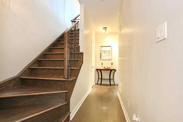 1 - 3380 Thomas St W, Townhouse with 3 bedrooms, 4 bathrooms and 2 parking in Mississauga ON | Image 8