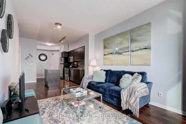 2112 - 215 Fort York Blvd, Condo with 1 bedrooms, 1 bathrooms and 1 parking in Toronto ON | Image 5