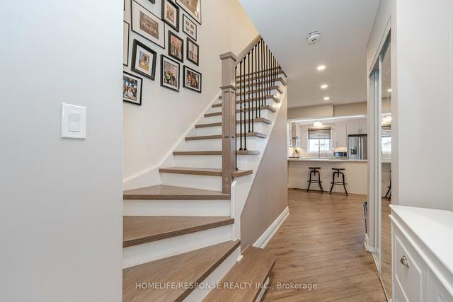 9 - 5260 Mcfarren Blvd, Townhouse with 3 bedrooms, 3 bathrooms and 2 parking in Mississauga ON | Image 11