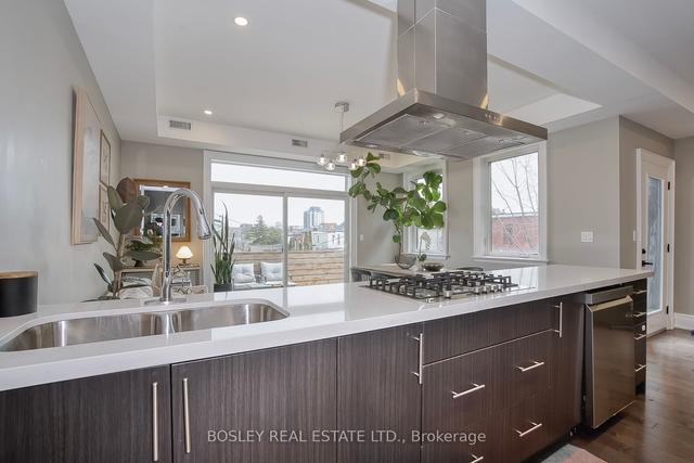323 Brock Ave, House semidetached with 4 bedrooms, 4 bathrooms and 0 parking in Toronto ON | Image 13