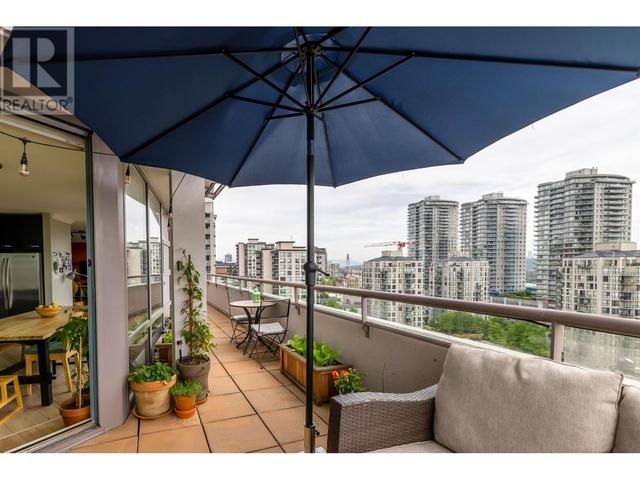 ph2 - 98 Tenth Street, Condo with 3 bedrooms, 2 bathrooms and 1 parking in New Westminster BC | Image 30