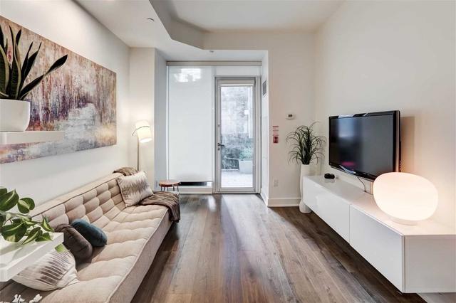 th 4 - 30 Roehampton Ave N, Townhouse with 1 bedrooms, 2 bathrooms and 0 parking in Toronto ON | Image 12