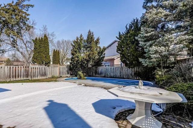 6 Sanderson Cres, House detached with 3 bedrooms, 3 bathrooms and 4 parking in Richmond Hill ON | Image 22