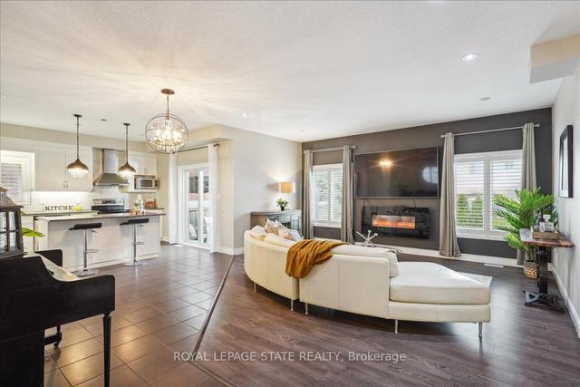 90 Marriott Pl, House detached with 5 bedrooms, 4 bathrooms and 4 parking in Brant ON | Image 3