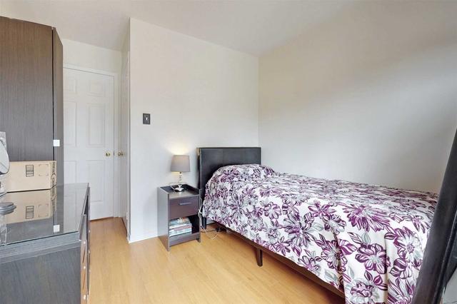 70 - 18 Clark Ave W, Townhouse with 2 bedrooms, 3 bathrooms and 1 parking in Vaughan ON | Image 18