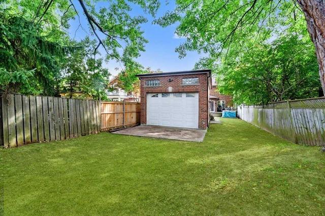 12 Ronan Ave, House detached with 3 bedrooms, 2 bathrooms and 4 parking in Toronto ON | Image 27
