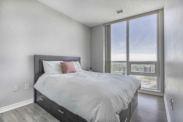 3302 - 70 Forest Manor Rd, Condo with 3 bedrooms, 2 bathrooms and 1 parking in Toronto ON | Image 9